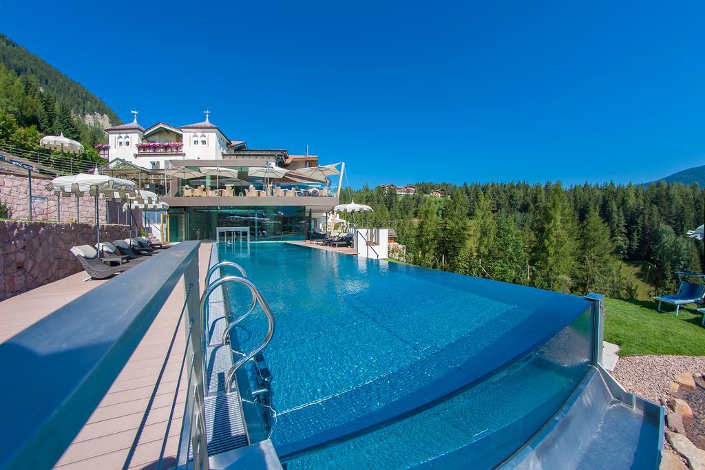 Hotel Albion Mountain Spa Resort Dolomites Ortisei Exterior photo