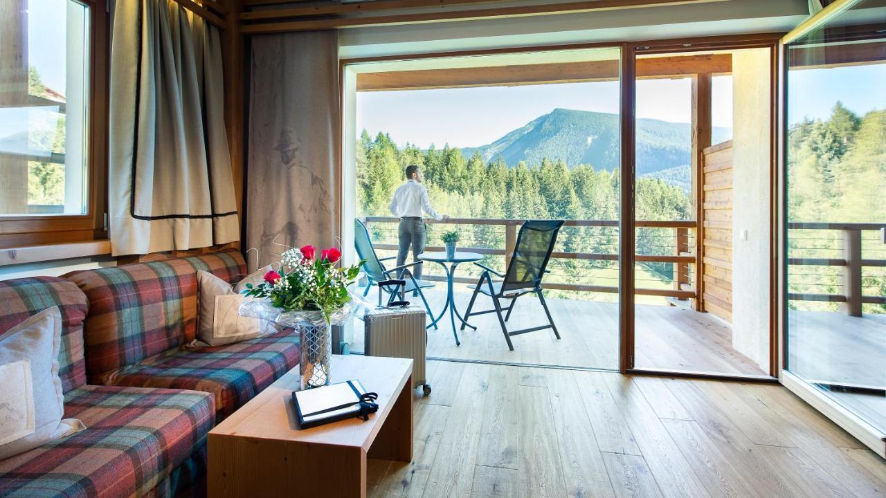 Hotel Albion Mountain Spa Resort Dolomites Ortisei Exterior photo